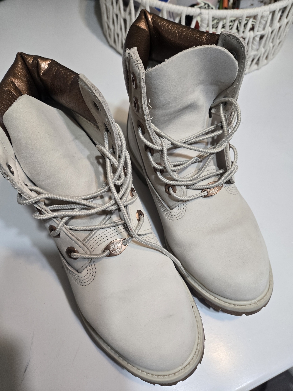 Timberland Women's White Leather Lace-Up Boots with Rose Gold